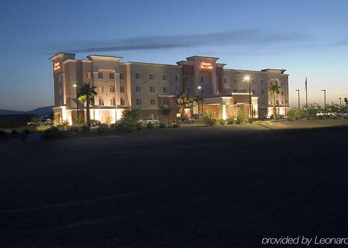 Hampton & Phoenix-surprise Hotel 3*