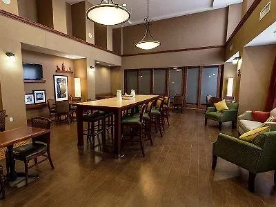 Hampton & Phoenix-surprise Hotel