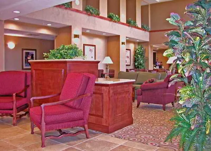 Hotel Hampton & Phoenix-surprise Surprise